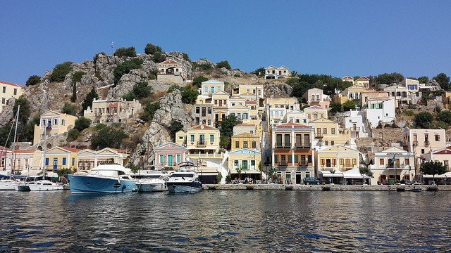 Un pueblo de Grecia que parece una maqueta (Symi)