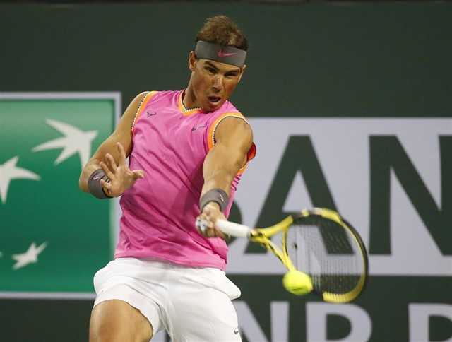 Nadal se mete en octavos con otra victoria convincente y Kohlschreiber elimina a Djokovic